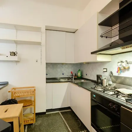 Altido Vibrant Apt For 6, Close To The Aquarium Of Gênes