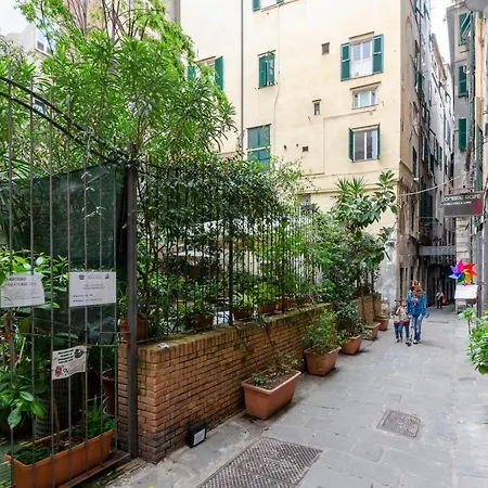 Altido Vibrant Apt For 6, Close To The Aquarium Of *