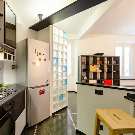 Altido Vibrant Apt For 6, Close To The Aquarium Of Appartement Gênes